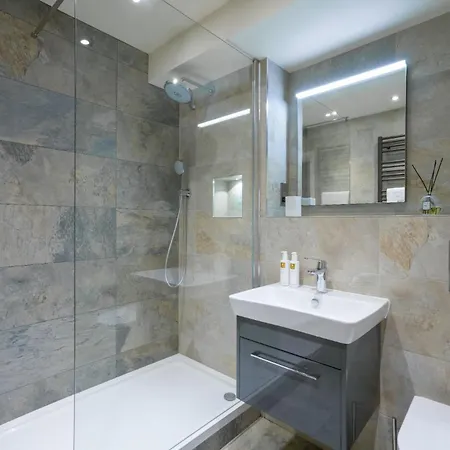 Apartmán Idyllic Retreat With Panoramic Views By Letmestay Ambleside
