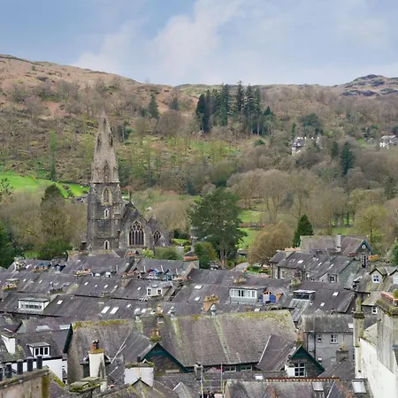 Idyllic Retreat With Panoramic Views By Letmestay *